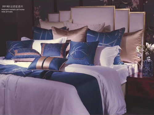 床上用品系列四：缭绫工艺腰枕、床旗、抱枕、